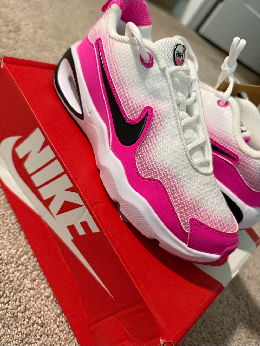 Nike Air Max Nova
